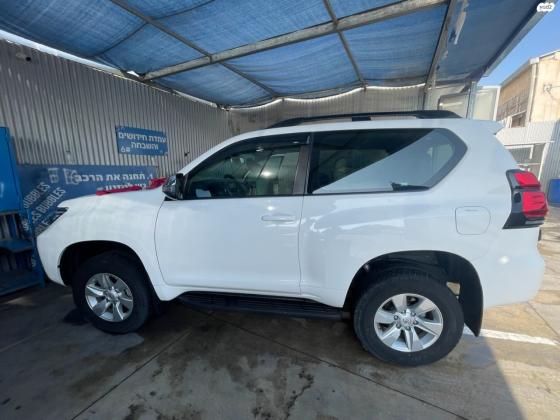 טויוטה לנד קרוזר קצר (2020)