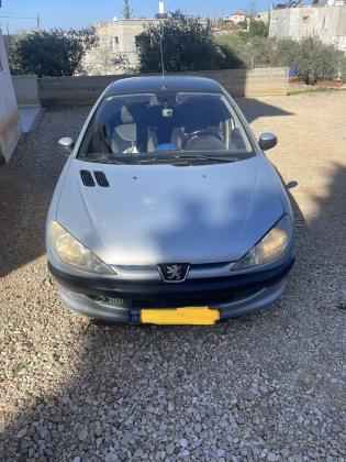 פיג'ו 206 (2006)