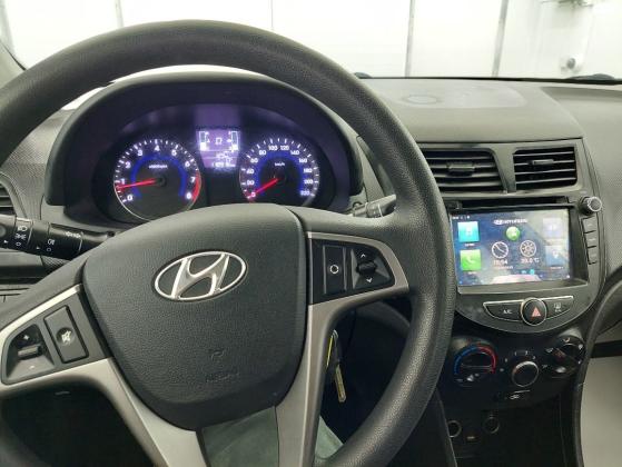 יונדאי i25 (2017)