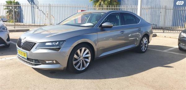 סקודה סופרב (עד 2019) (2019)