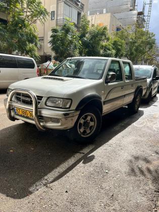 איסוזו איפון 4X4 (2002)