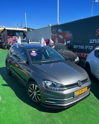 פולקסווגן גולף (2020)