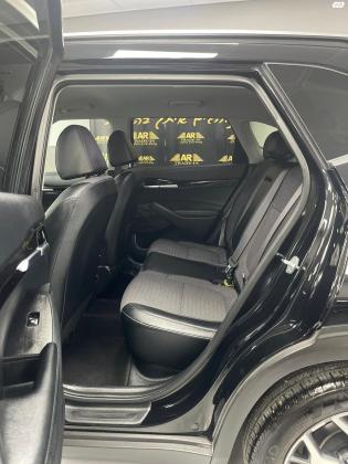 קיה סלטוס (2021)