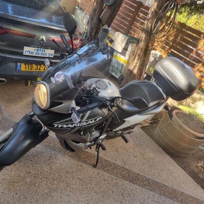 הונדה טרנסאלפ 700 (2011)