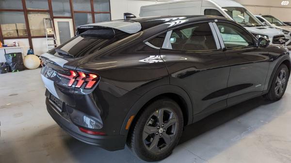פורד מוסטנג MACH E (2023)