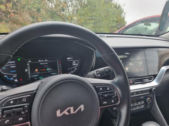 קיה נירו PHEV (2021)