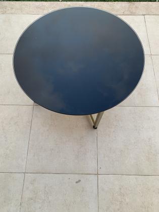 שולחן זכוכית שחור יפה לסלון