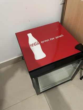 מקרר מיני בר של קוקה