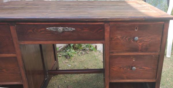 שולחן עבודה וינטג' עבודת יד