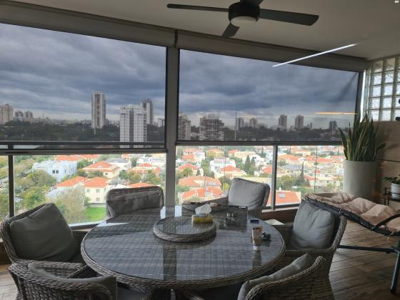 עליזה בגין 2 (בנות חיל)