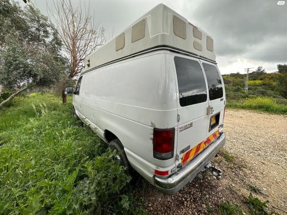 פורד אקונוליין ארוך (2002)