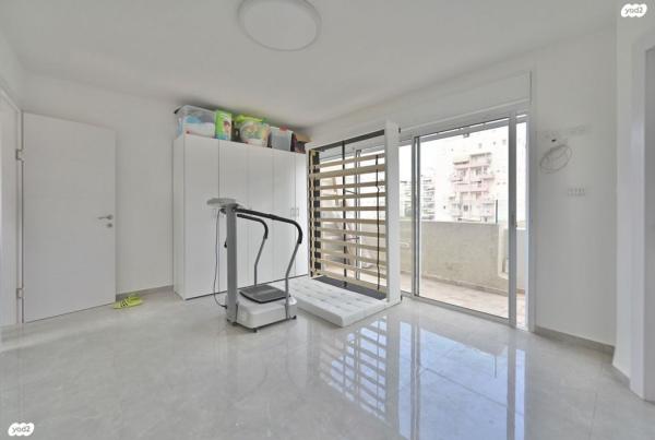 הזורעים 4 (קרית גנים)