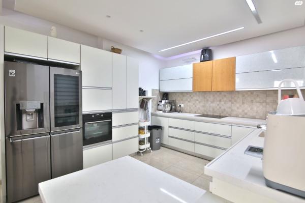 הגפן 19 (מרכז העיר)