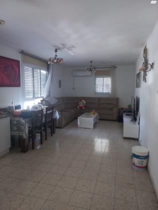 שדרות גולדה מאיר 21 (קרית נורדאו)