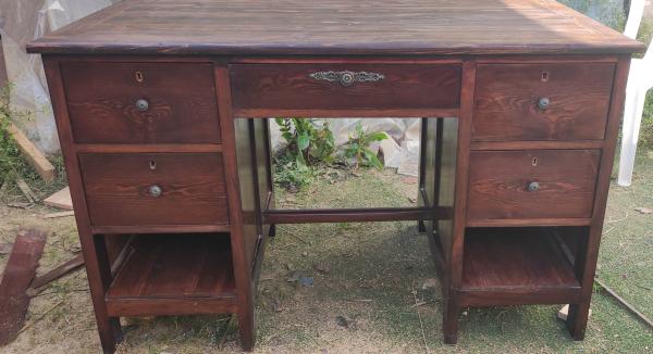 שולחן עבודה וינטג' עבודת יד