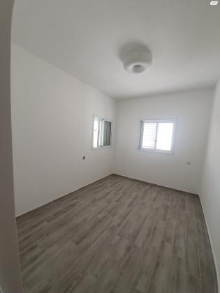 דוד אלעזר 71 (קריית שרת)