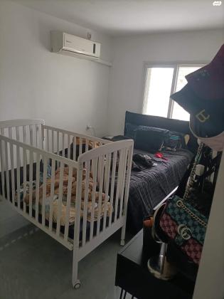 רחבת הרב קוק 25 (שכונה יא)