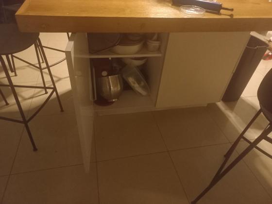 למכירה במחיר מיוחד אי למטבח גודל 1