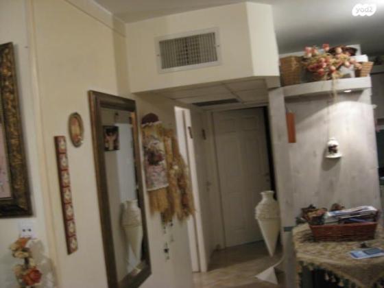 ישראל ישעיהו 6 (קרית ים א)