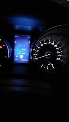 טויוטה אוונסיס (2017)