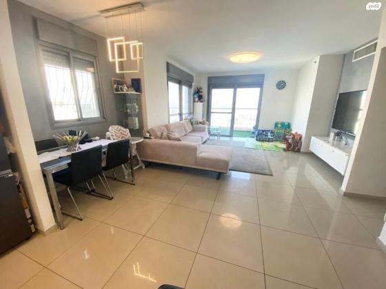 אסירי ציון 22 (נווה גן)