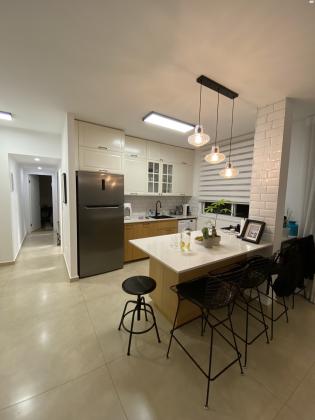 דב הוז 7 (כצנלסון)