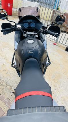 הונדה ואראדרו 1000 (2009)