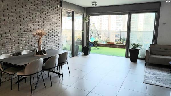 רפאל איתן 1 (אם המושבות)