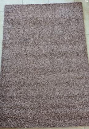 שטיח שאגי דגם Adum של איקאה, בצבע ורדרד