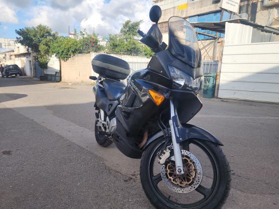 הונדה ואראדרו 1000 (2006)