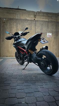 דוקאטי היפרמוטארד 821 (2013)