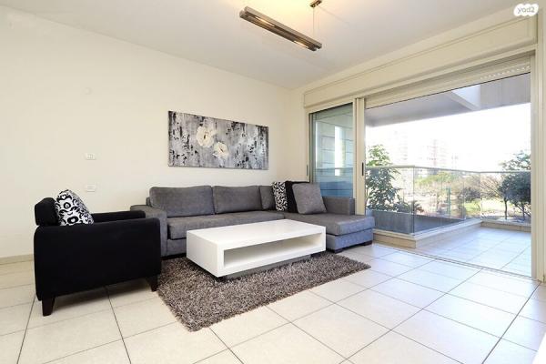 משה פרלוק 20 (רמת אביב החדשה)