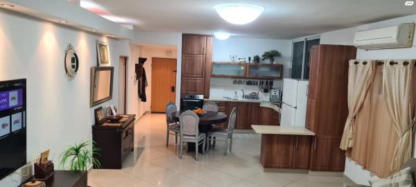 אחד העם 37 (מרכז העיר)