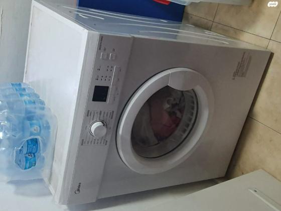 מוכרים בצער מייבש בן כשנה