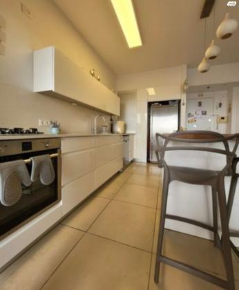 רימלט 16 (מרום נווה)