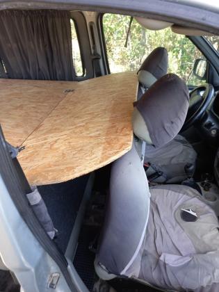 רנו קנגו (עד 2009) (2007)