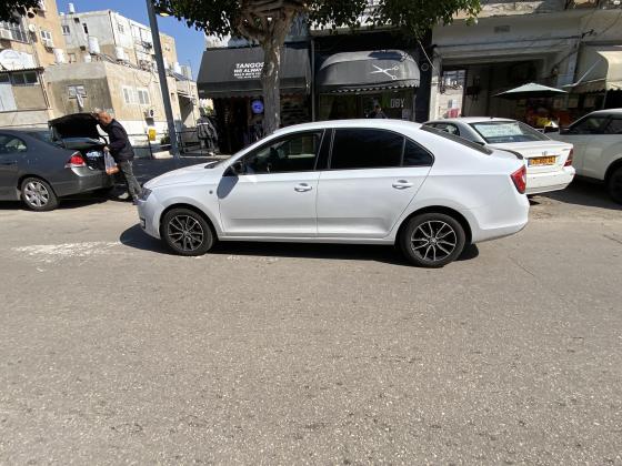 סקודה ראפיד (2014)