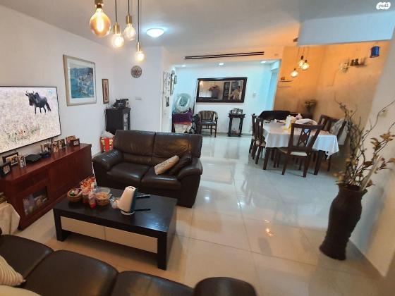 מקווה ישראל 4 (רובע ט)