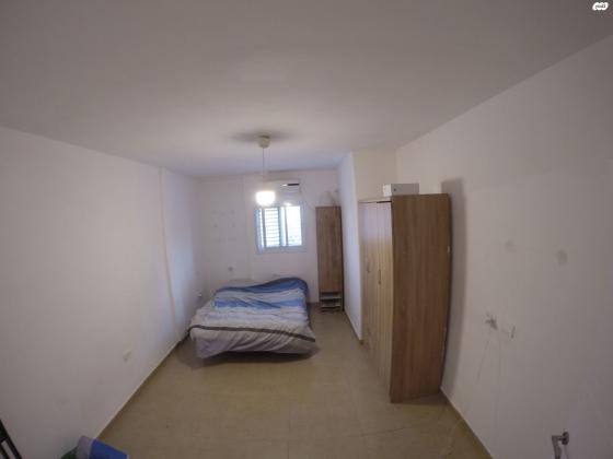 דרך השלום 20 (שכונה ג)