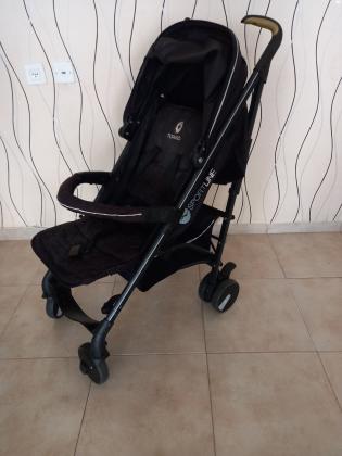 עגלת טיולון של שילב במצב