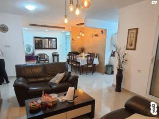 מקווה ישראל 4 (רובע ט)