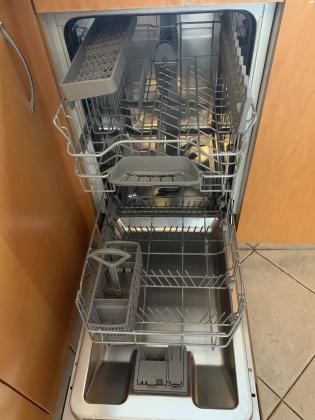 מדיח כלים צר, אינטגרלי מלא