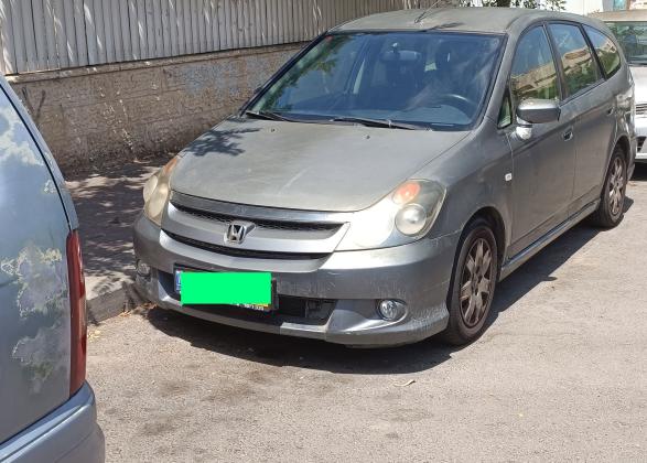 הונדה סטרים (2004)