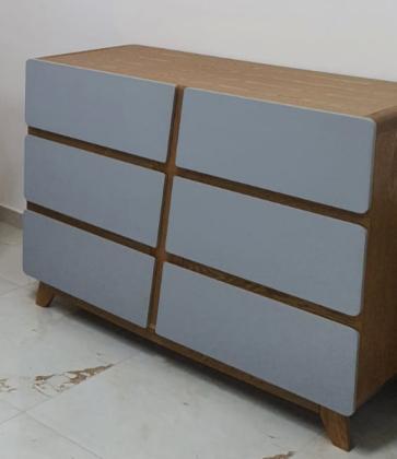 מיטה ושידת החתלה לתינוק