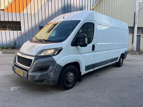 פיג'ו בוקסר (2015)