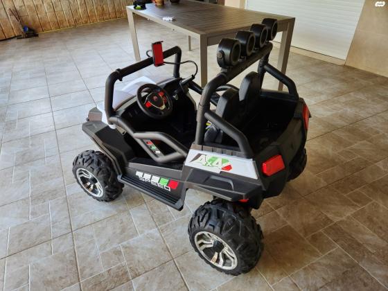 RZR לילדים ממש חדש!!דו מושבי,