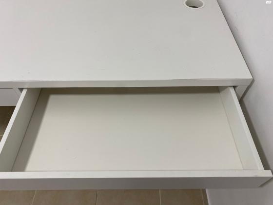 שולחן כתיבה איקאה לחדר ילדים