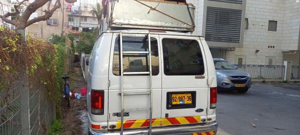 פורד אקונוליין קצר (2002)