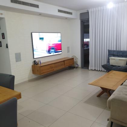 עוזי חיטמן 4 (קרית אילון)