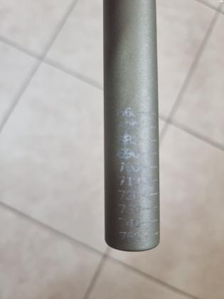 כידון מקצועי של renthal דגם